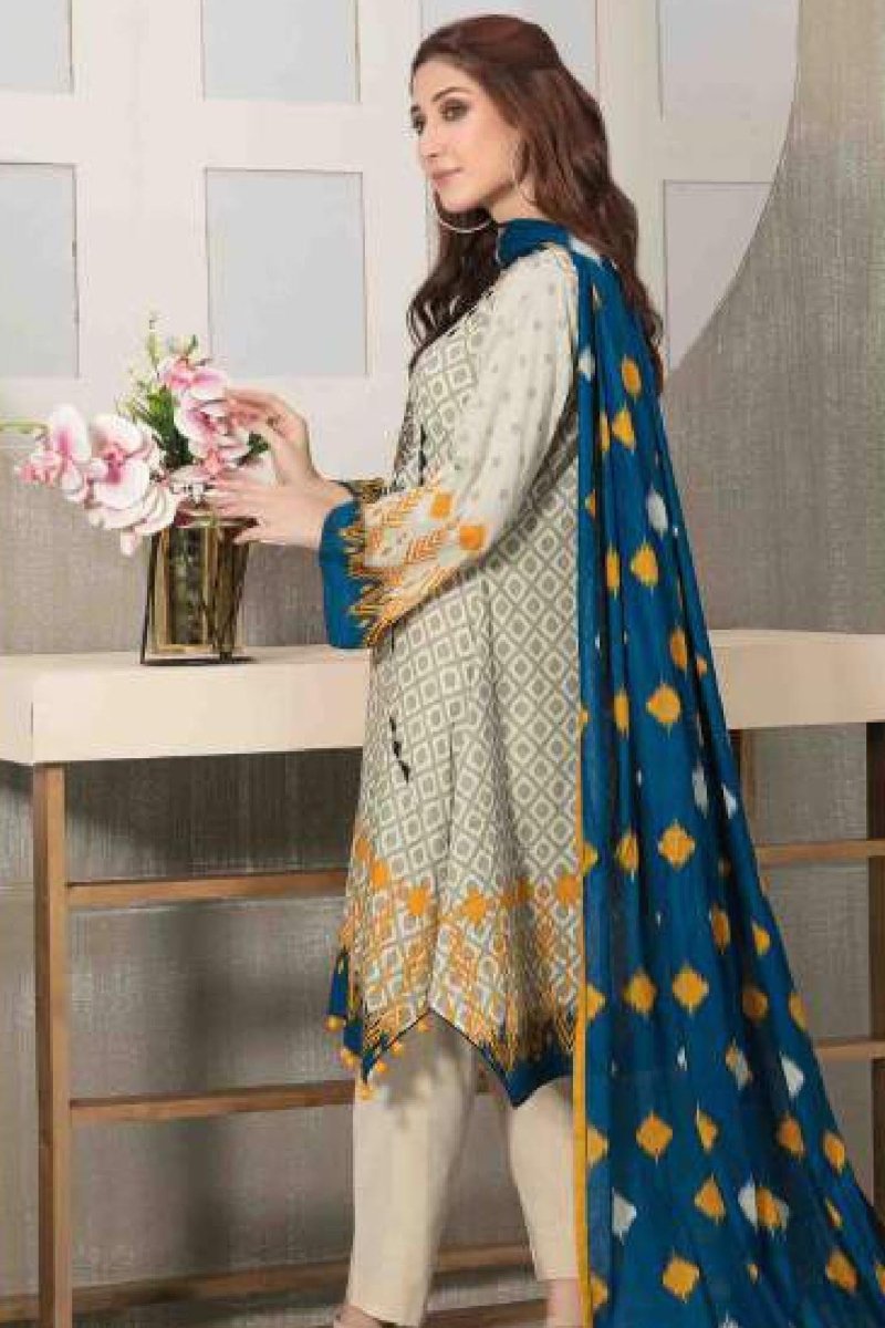 Tawakkal Fabrics 3 Piece Stitched Embroidered Digital Printed Lawn Suit D-7019