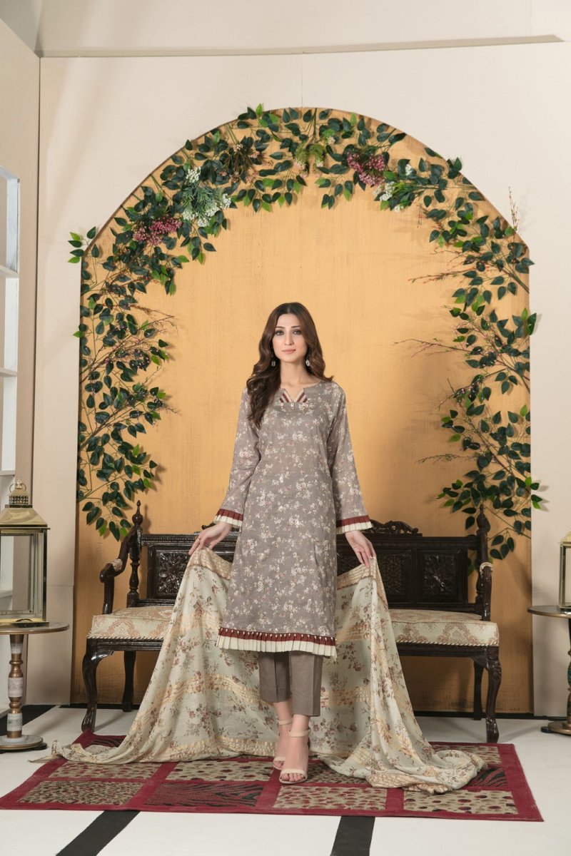 Tawakkal Fabrics 3 Piece Stitched All Over Embroidered Bareeza Digital Printed Lawn Suit D-7075
