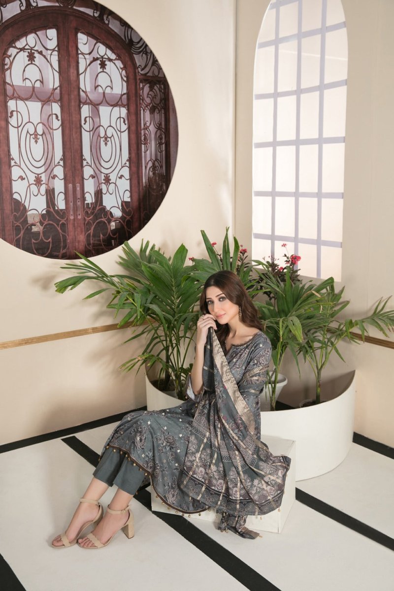 Tawakkal Fabrics 3 Piece Stitched All Over Embroidered Bareeza Digital Printed Lawn Suit D-7077