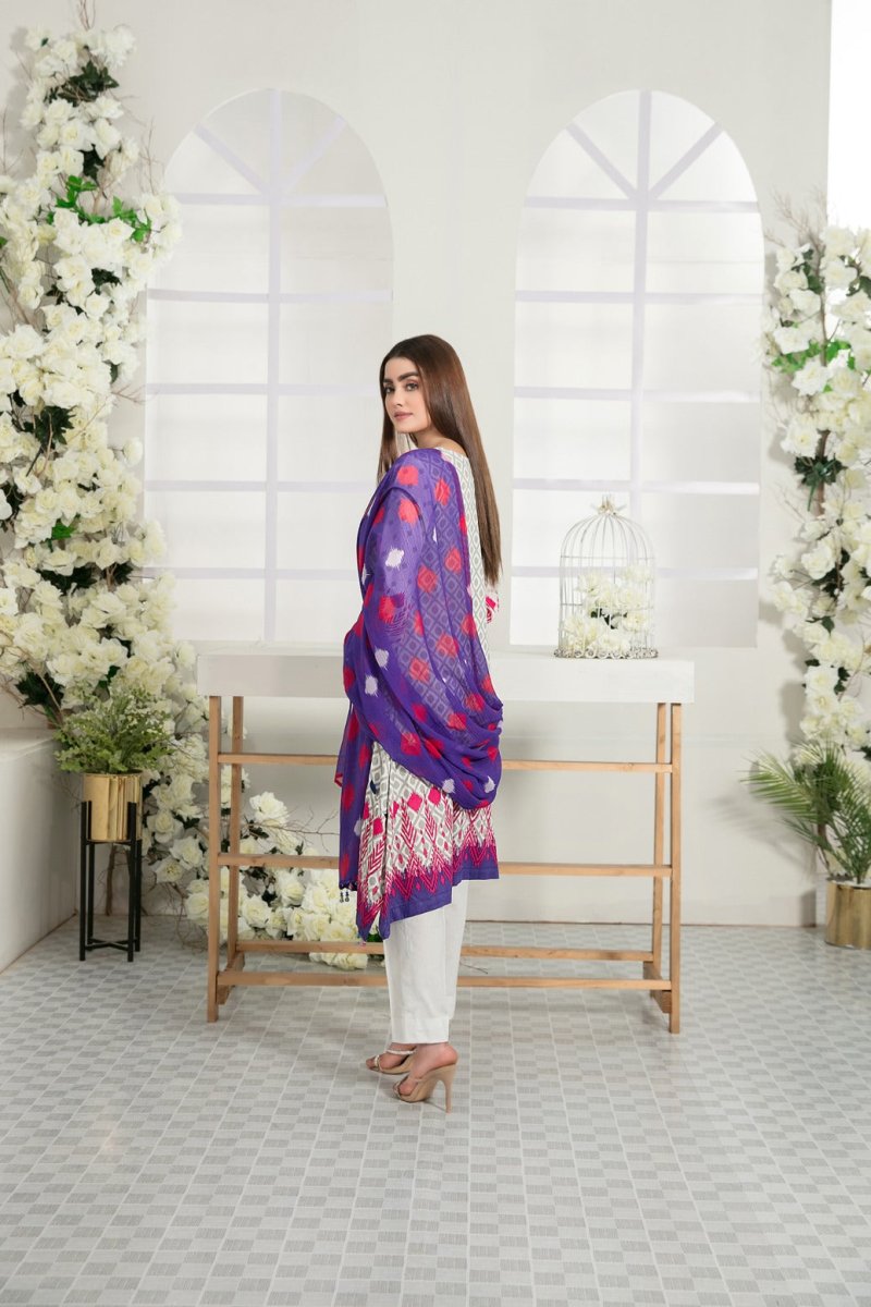 Tawakkal Fabrics 3 Piece Stitched Embroidered Digital Printed Lawn Suit D-7091