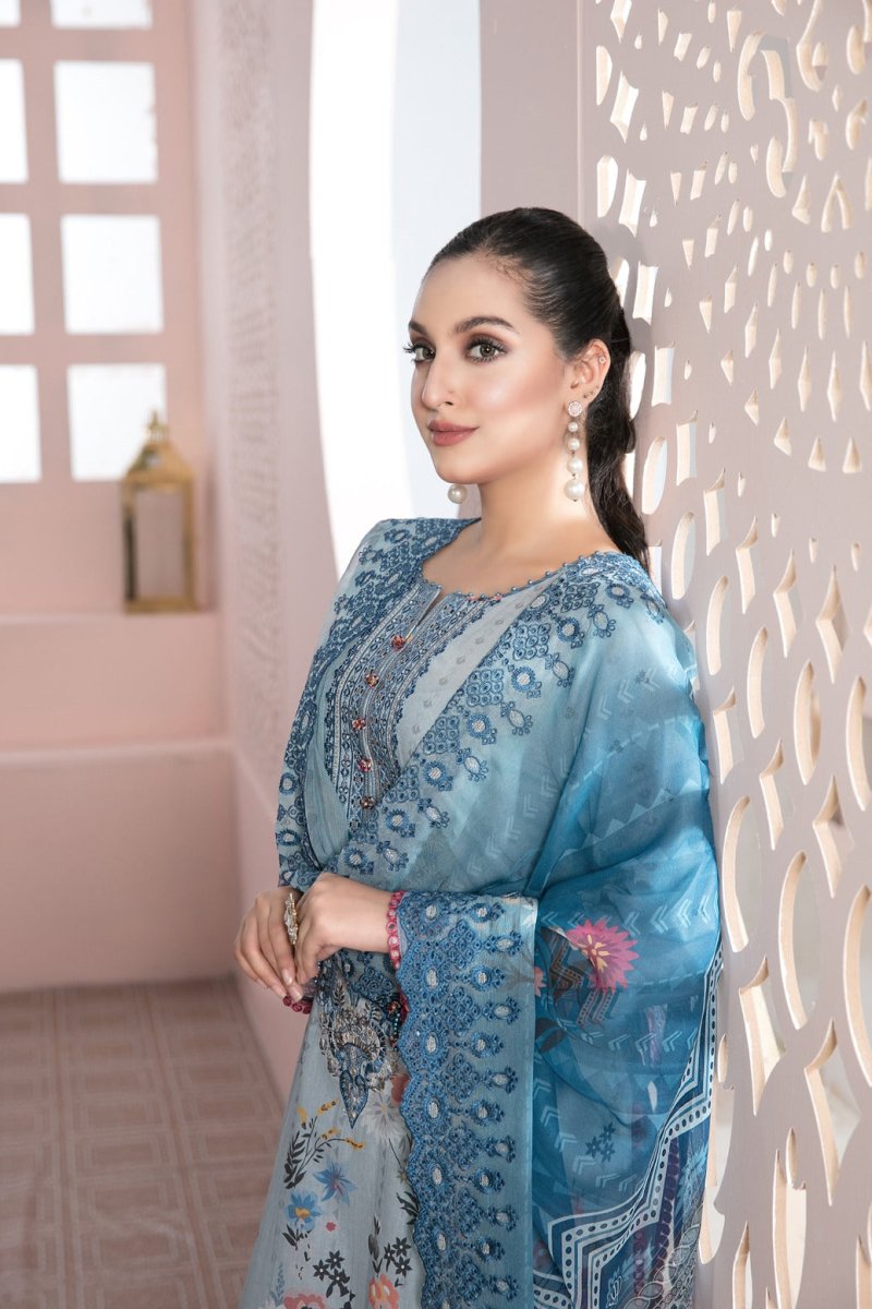 Tawakkal Fabrics 3 Piece Stitched Embroidered Digital Printed Lawn Suit D-7226