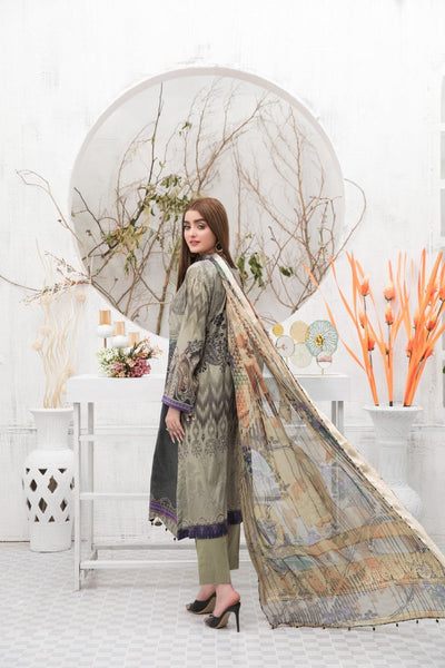 Tawakkal Fabrics 3 Piece Stitched Embroidered Digital Printed Lawn Suit D-7340