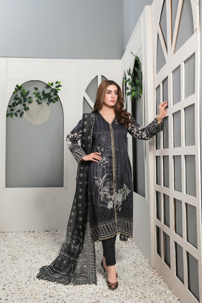 Tawakkal Fabrics 3 Piece Stitched Digital Printed Lawn Suit D-7425