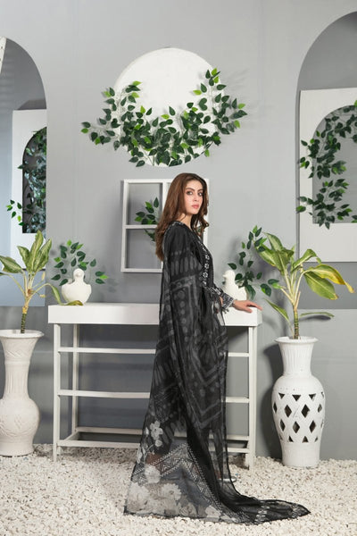 Tawakkal Fabrics 3 Piece Stitched Digital Printed Lawn Suit D-7428