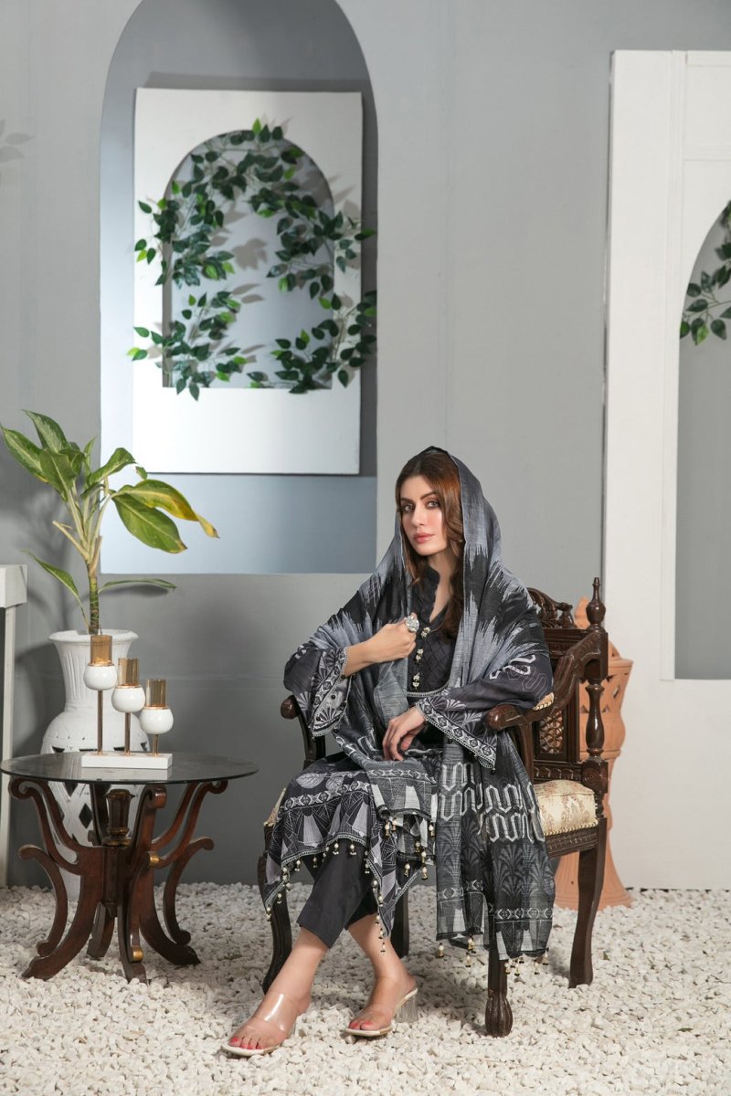 Tawakkal Fabrics 3 Piece Stitched Digital Printed Lawn Suit D-7429