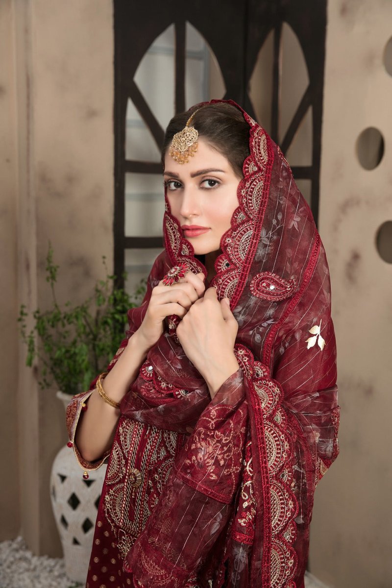 Tawakkal Fabrics 3 Piece Stitched Viscose Banarsi Gala Embroidered Suit D-7446