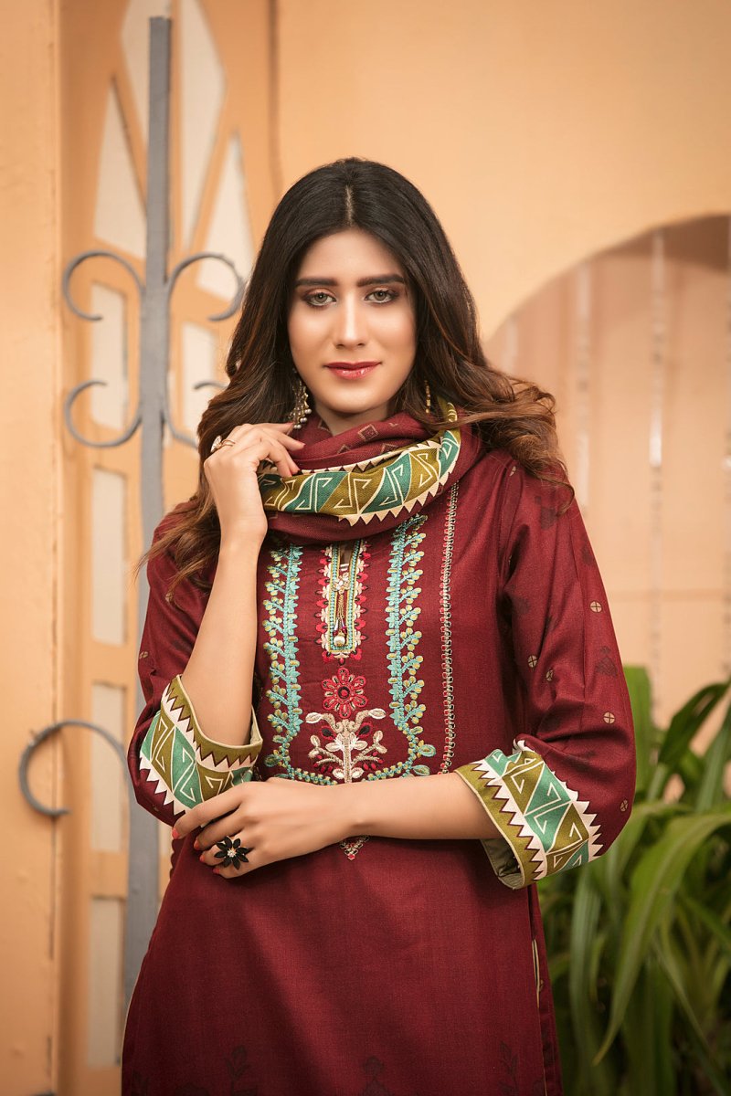 Ready to Wear Tawakkal An Ode to Winter 3 Piece Suit D-9529-B