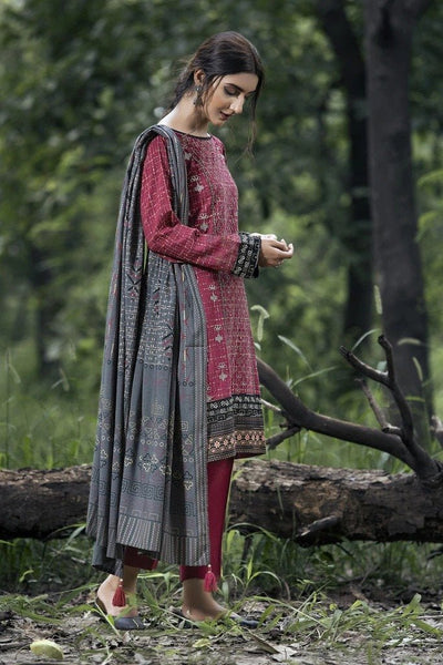 Ready To Wear Lakhany 3 Piece Embroidered Pashmina Suit LSM-2468