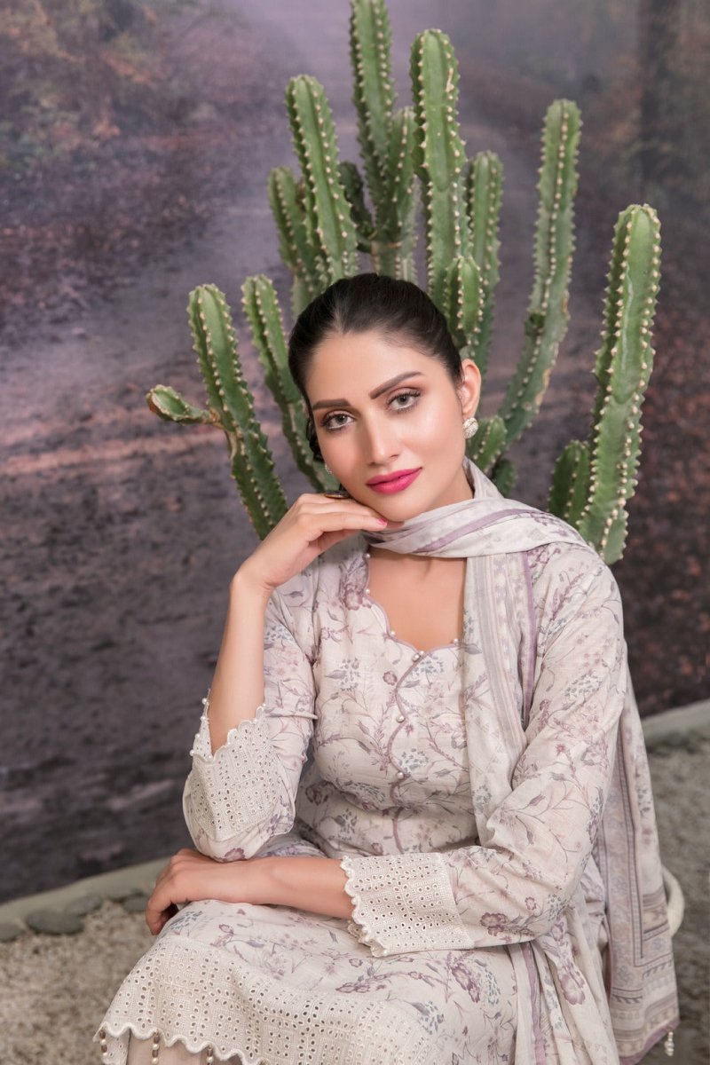 Tawakkal Fabrics 3 Piece Stitched Schiffli Daman Embroidered Digital Printed Lawn Suit D#6736