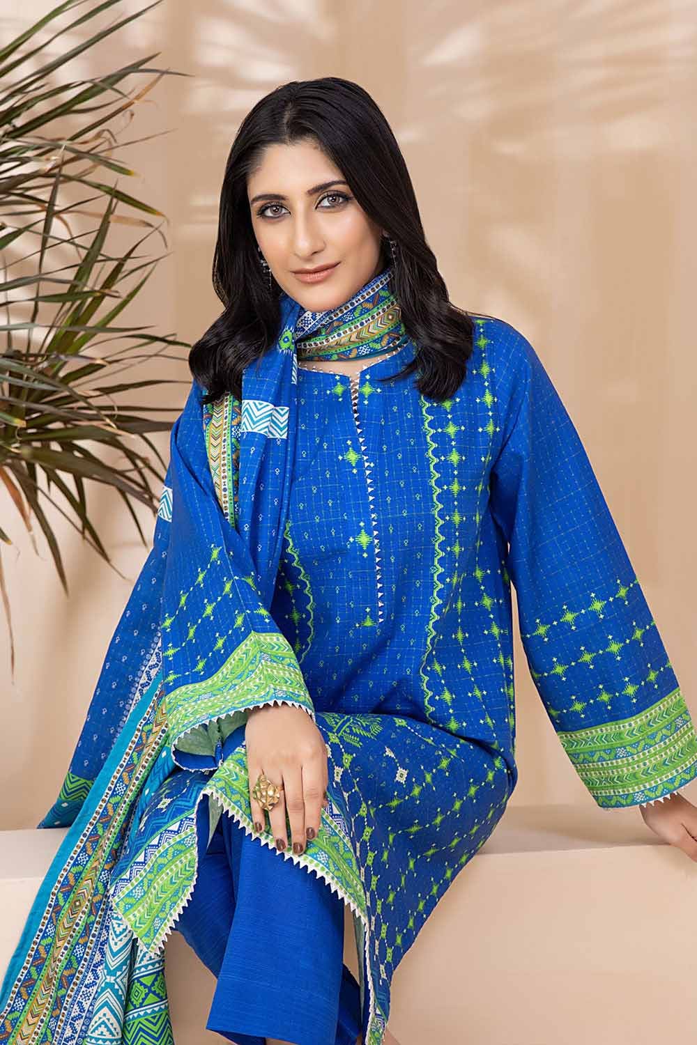 Gul Ahmed 3PC Khaddar Stitched Printed Suit K-22069 B