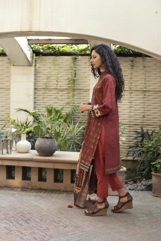 Lakhany 3 Piece Unstitched Printed Soft Khaddar Suit KPW-510