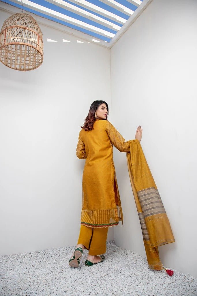 Ready To Wear Lakhani 3 Piece Embroidered Lawn  Suit LSM-2131