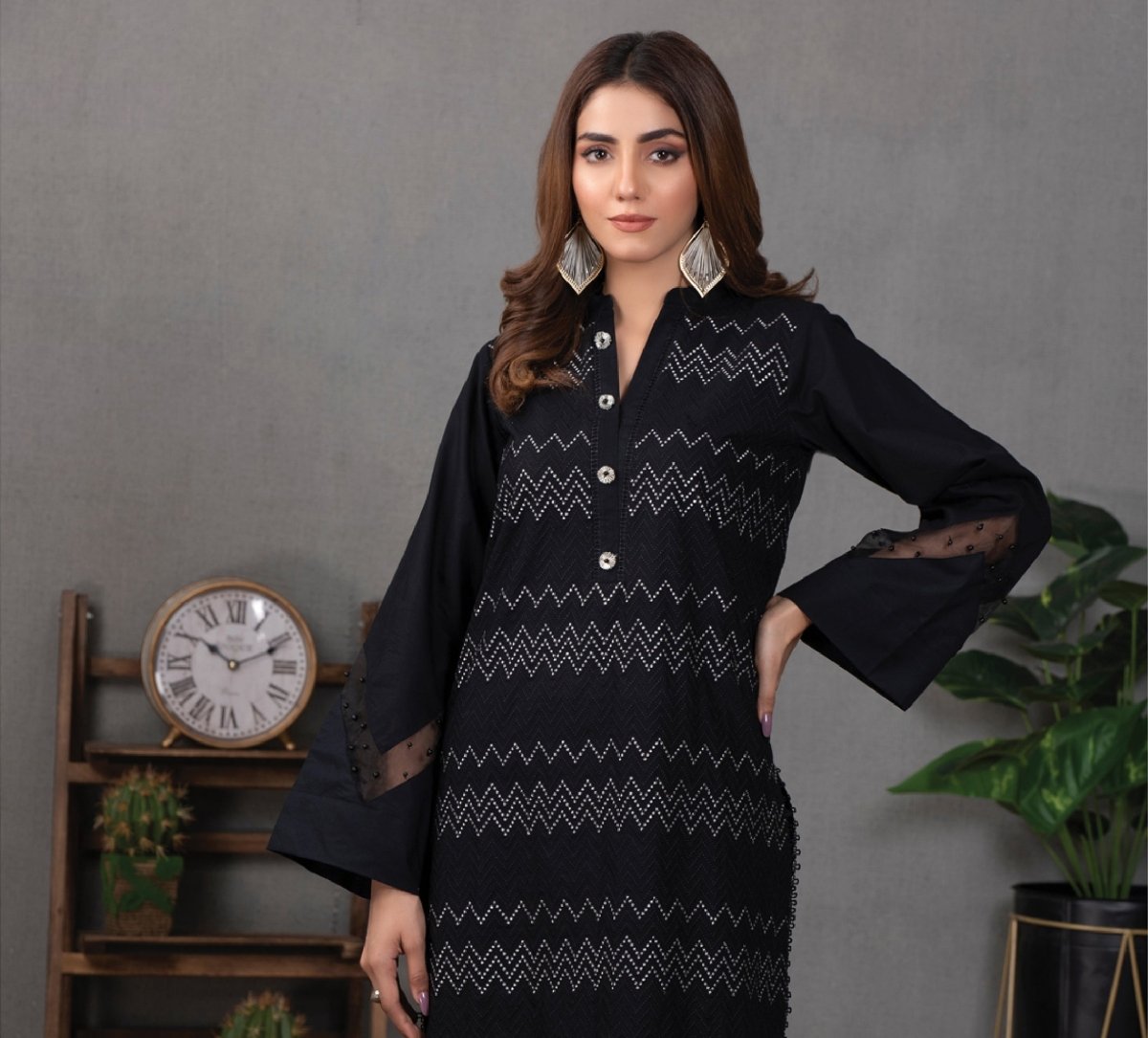 Lakhany Elegant Black Lawn Stitched 1 Piece Shirt LSM-2199