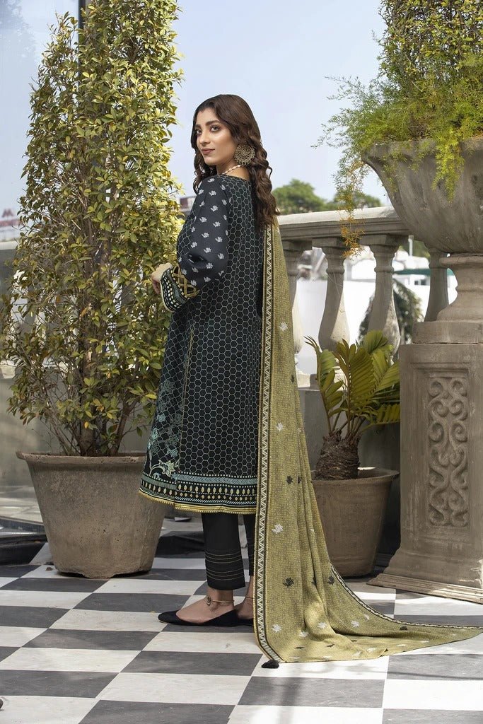 Ready To Wear Lakhany 3 Piece Embroidered Karandi Suit LSM-2535
