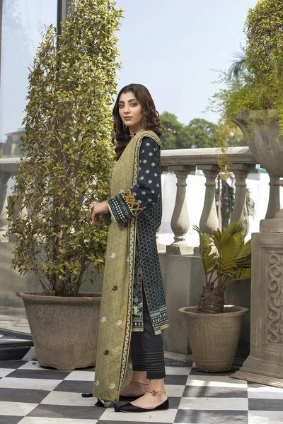 Ready To Wear Lakhany 3 Piece Embroidered Karandi Suit LSM-2535