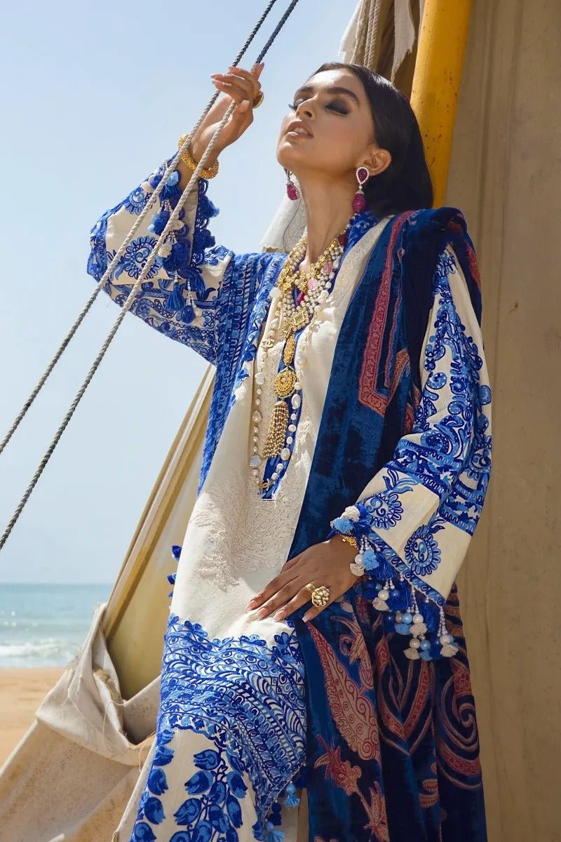 SANA SAFINAZ 3 Piece Unstitched Velvet Winter Suit S211-005A-CP