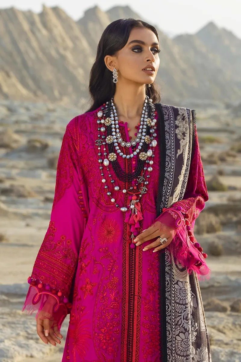 SANA SAFINAZ 3 Piece Unstitched Velvet Winter Suit S211-007A-CP