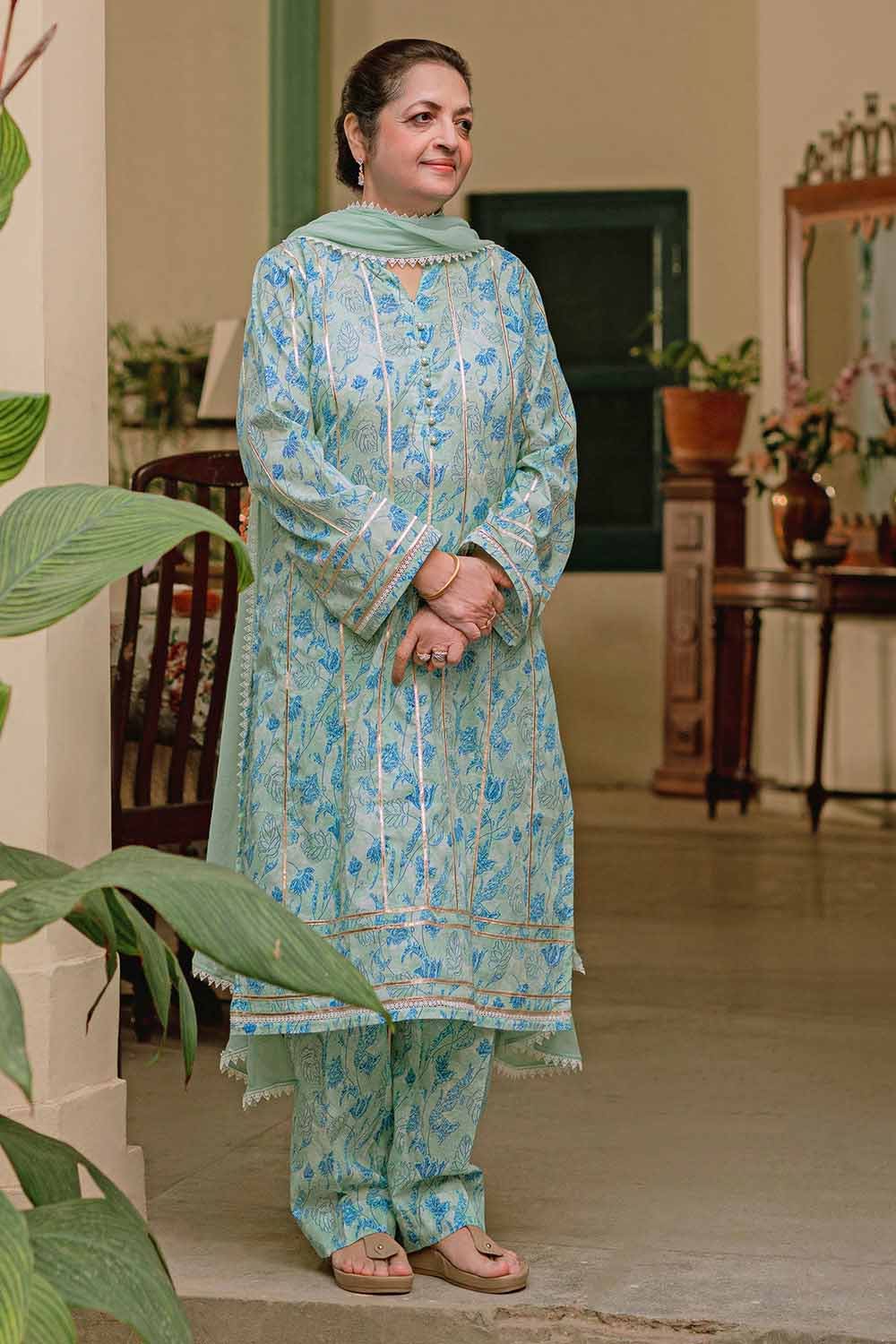 Gul Ahmed 1PC Lawn Unstitched Digital Printed Fabric SL-32027