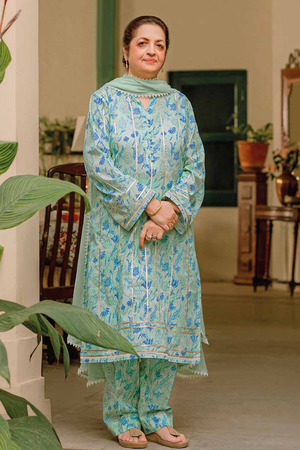 Gul Ahmed 1PC Lawn Unstitched Digital Printed Fabric SL-32027