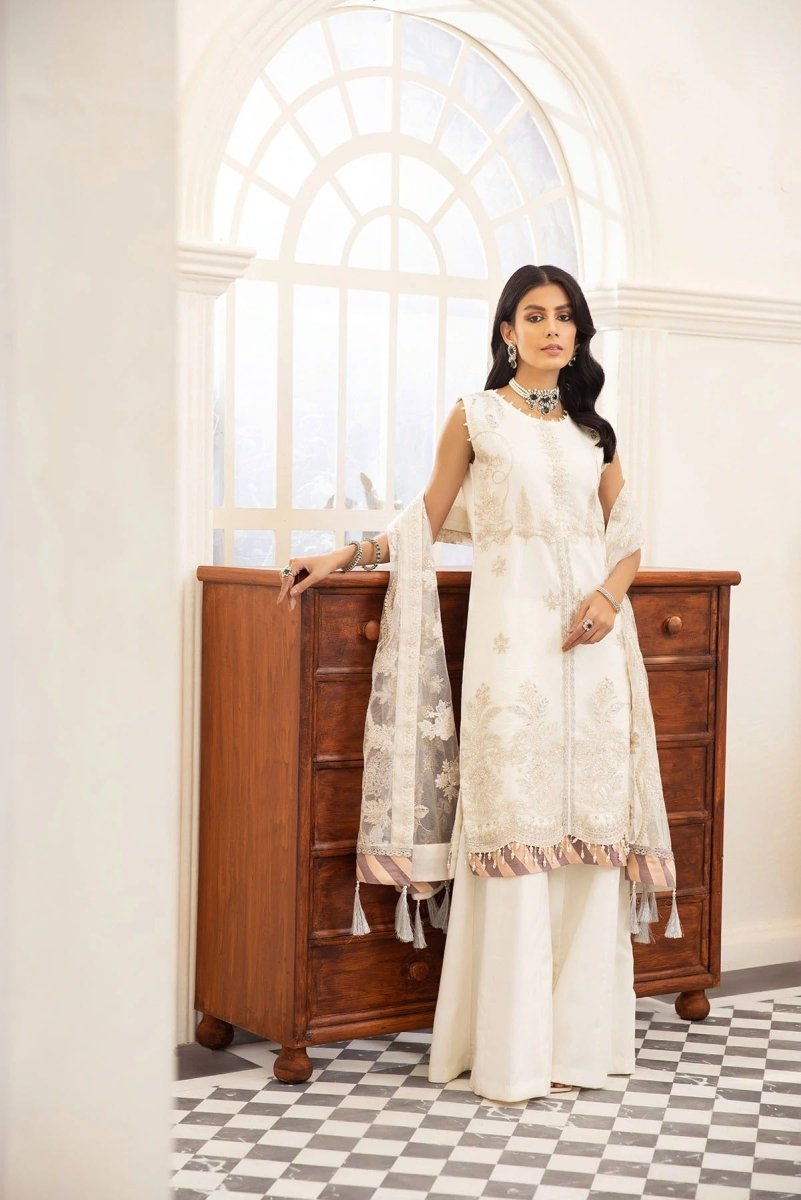 XENIA FORMALS 3 Piece Unstitched Embroidered Chiffon Suit - D-09 SOLARIS