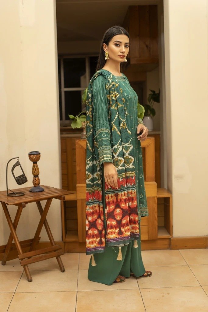 Ready To Wear Lakhany 3 Piece Embroidered Cottel Suit LSM-2493