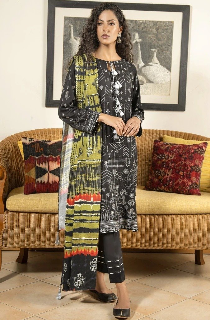 Ready To Wear Lakhany 3 Piece Embroidered Cottel Suit LSM-2486