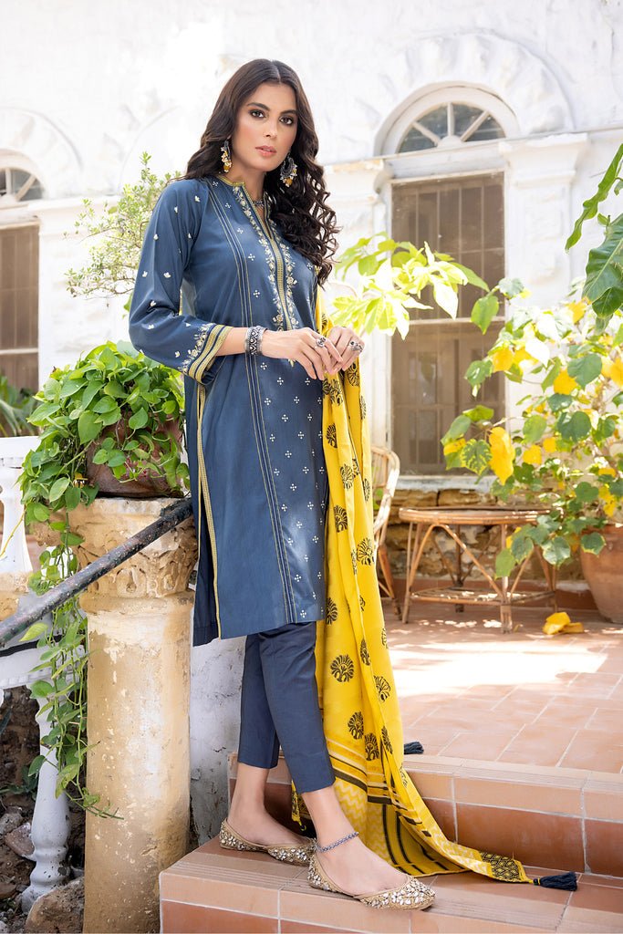 Lakhany 3 Piece Winter Unstitched Slub Peach Suit WES-SR-0039